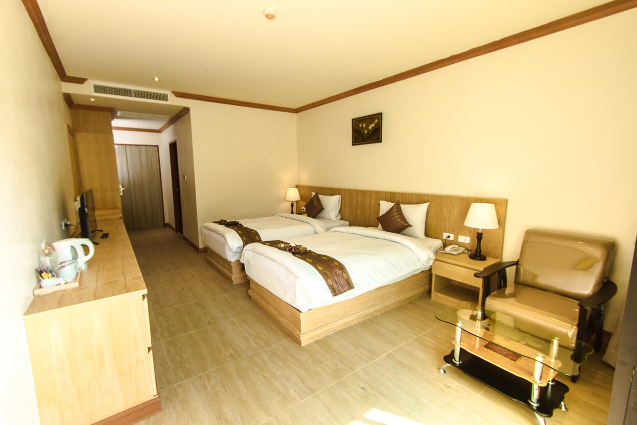 Airport Beach Hotel Phuket - Sha Extra Plus Nai Yang Beach Exterior foto